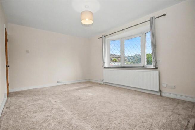 3 bed Semi-Detached for sale Image 4
