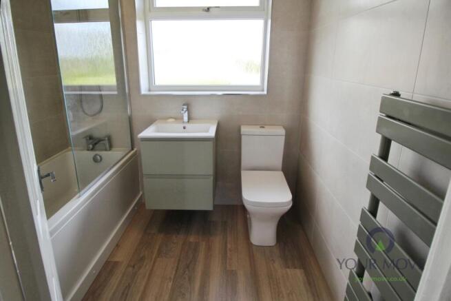 4 bed Detached for sale Image 5