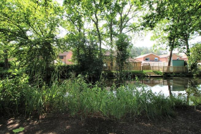 Access to Basingstoke Canal
