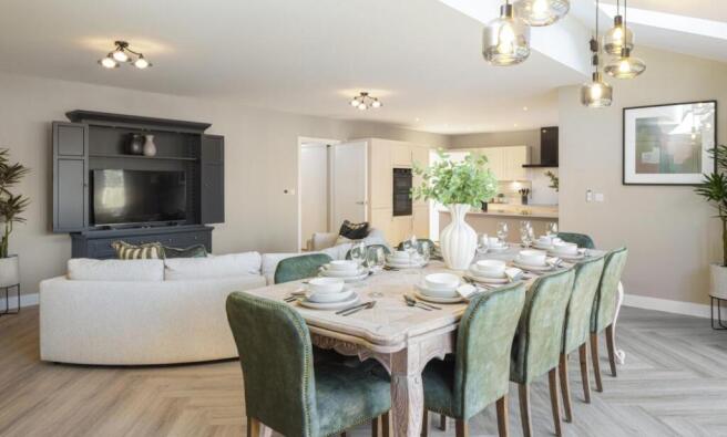 Dandara - Wittering Place - The Blenheim, Home 03