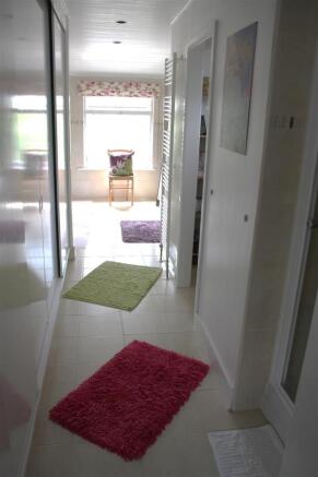 dressing area.JPG