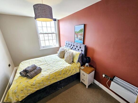 2 bed Flat for sale Image 9