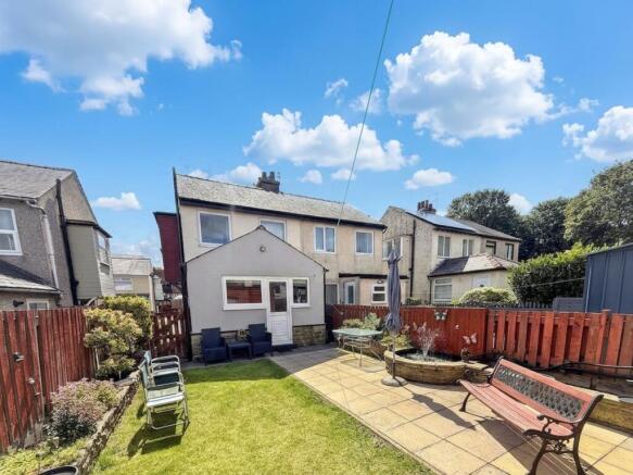 2 bed Semi-Detached for sale Image 4