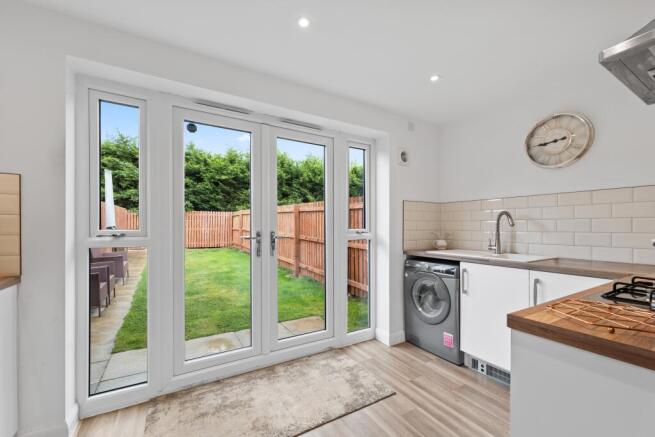2 bed Semi-Detached for sale Image 9