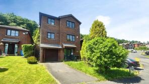 2a, Elderberry Close, Oldham OL3 5NQ