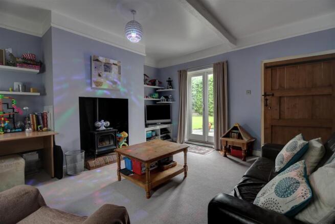 Family Room i.jpg
