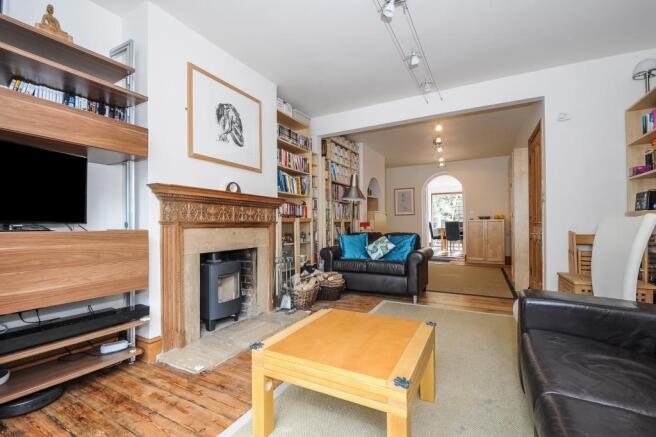 Lounge/Dining Room