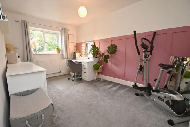3 bed Town House for sale Image 12