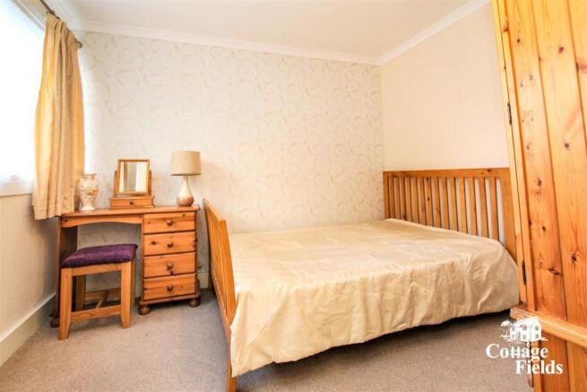 Bedroom.JPG