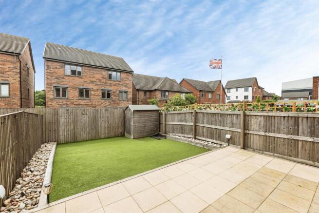 3 bed Semi-Detached for sale Image 4