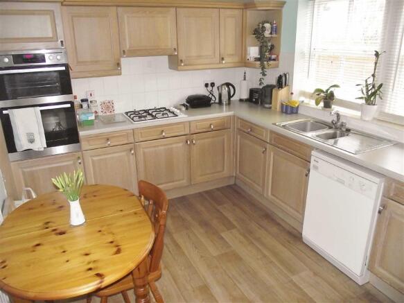 Kitchen/Breakfast Ro