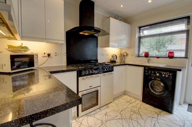 Kitchen 1