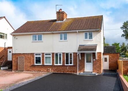 17 Oak Road, Brewood, Stafford, ST19 9HH