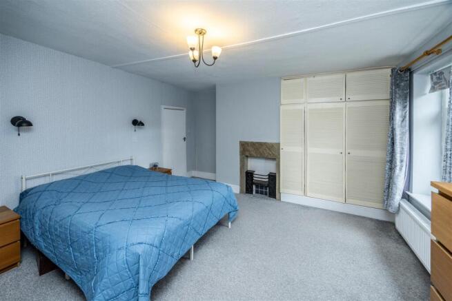 2 bed Terraced for sale Image 8