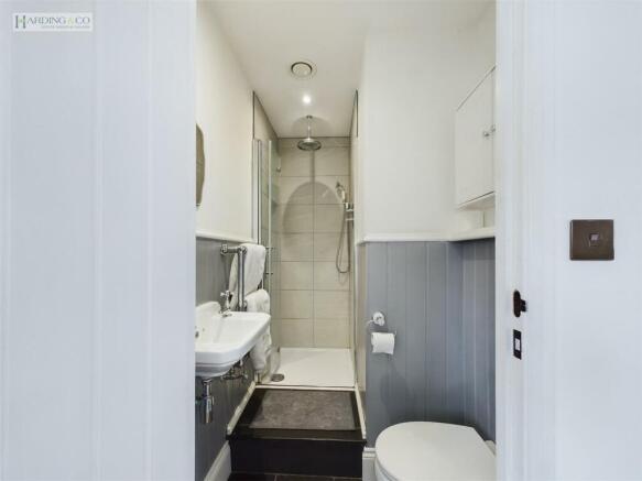 Bedroom 1 En Suite.jpg