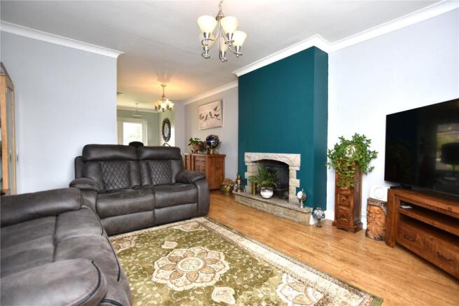 3 bed Semi-Detached for sale Image 12