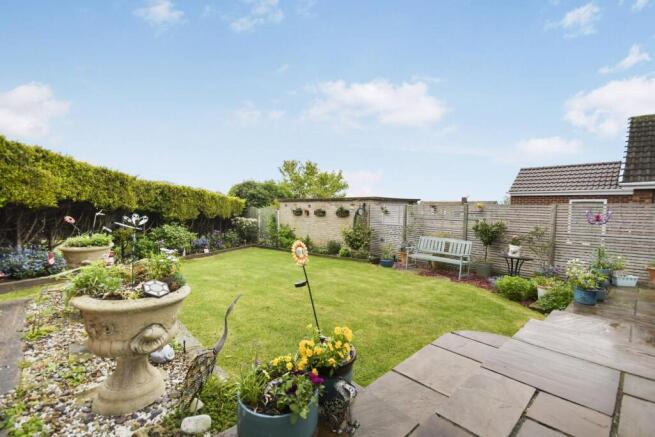 3 bed Bungalow for sale Image 4
