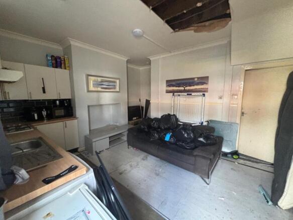 434 Halifax Road, Rochdale, Lancashire, OL16 2RQ photo 5