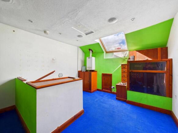 2 bed Terraced for sale Image 8