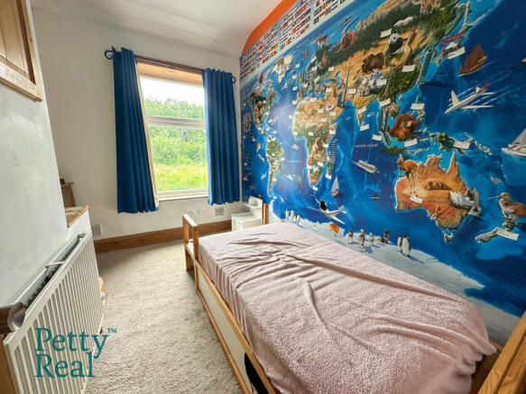 2 bed Terraced for sale Image 8