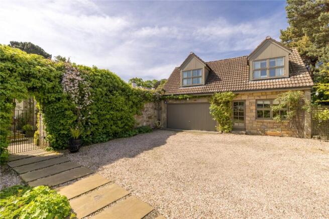 Mews House & Garage