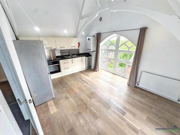 Kitchen / living