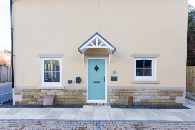 3 bed Semi-Detached for sale Image 10