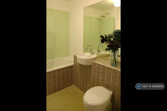 2 bed Flat to rent Image 6