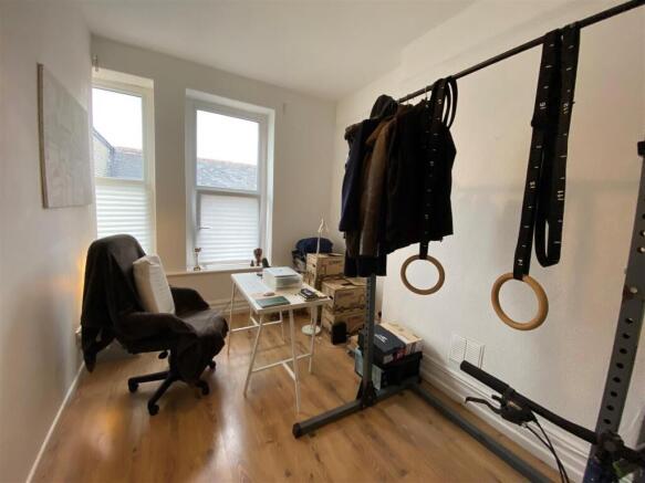 FF 242 Holton Road - living room.jpg