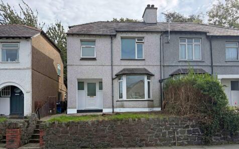 Caernarfon Road, Bangor, Gwynedd, LL57