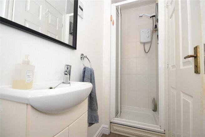 4 bed Semi-Detached for sale Image 12