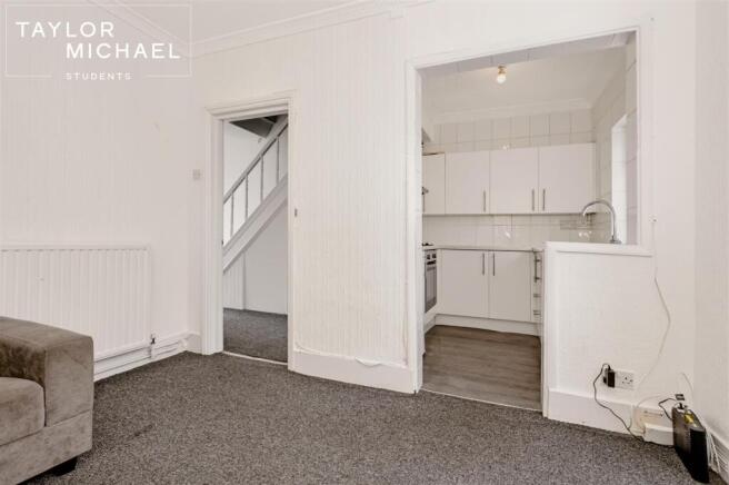 Living Room / Kitchen