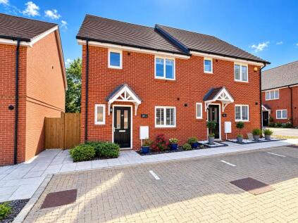 Cob Close, Blackwater, Camberley, Hampshire, GU17