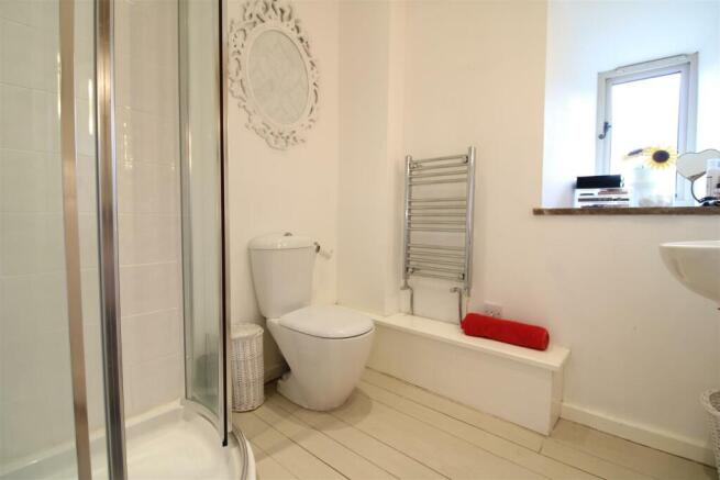 En-Suite].jpg