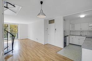 Flat 1, 61 Chandos Court, Haverstock Hill, London NW3 4SN