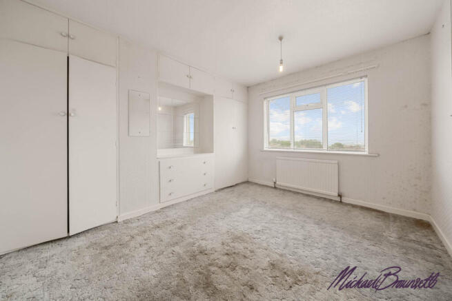 3 bed Semi-Detached for sale Image 12