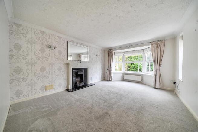 8 Lilac Drive, Lutterworth (14).jpg