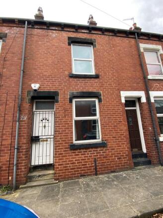 4 bed Terraced to rent Image 9
