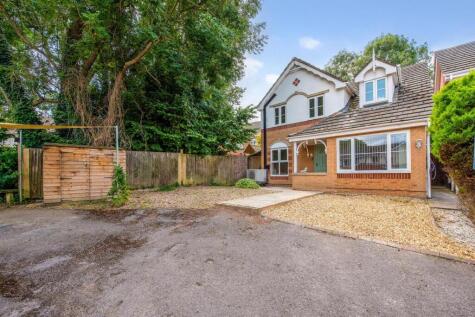 Defoe Close, Whiteley, Fareham