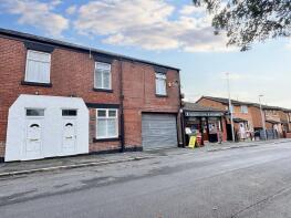 61, Brackley Street, Manchester M28 3GU