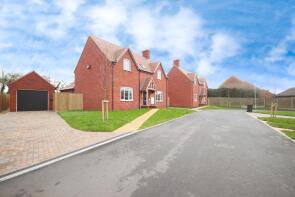 2, The Paddocks, Coventry Road, Cubbington CV32 7UJ