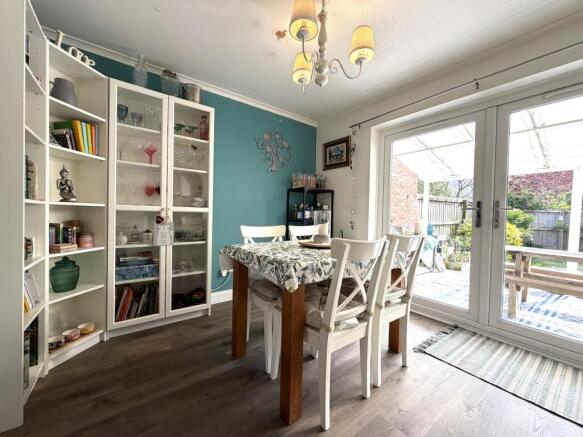 Wakefield Close, Swindon, Wiltshire photo 5