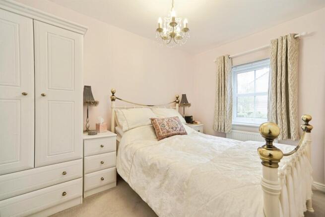 3 bed End of Terrace for sale Image 9