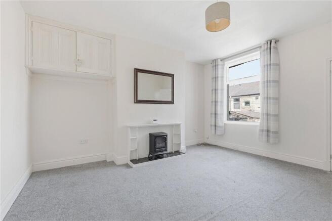 3 bed Terraced for sale Image 4