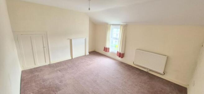 4 bed Terraced for sale Image 10