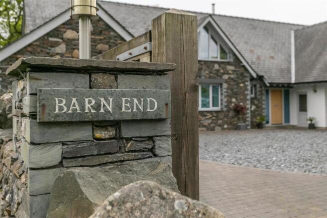 Barn_End-85.jpg
