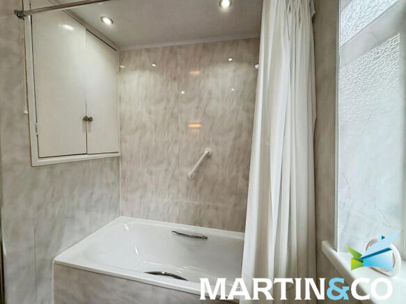 1 bed Terraced to rent Image 8
