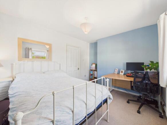 3 bed Semi-Detached for sale Image 9