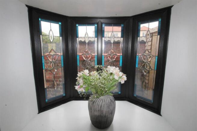 Caryl Road, 3 - hallway window.JPG