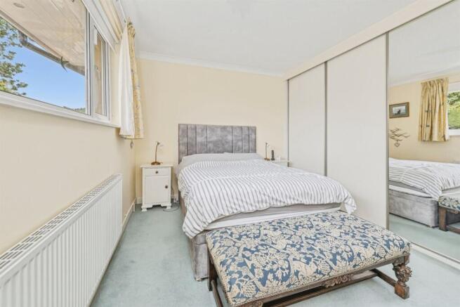 3 bed Detached Bungalow for sale Image 12